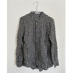 Black and White button down shirt
